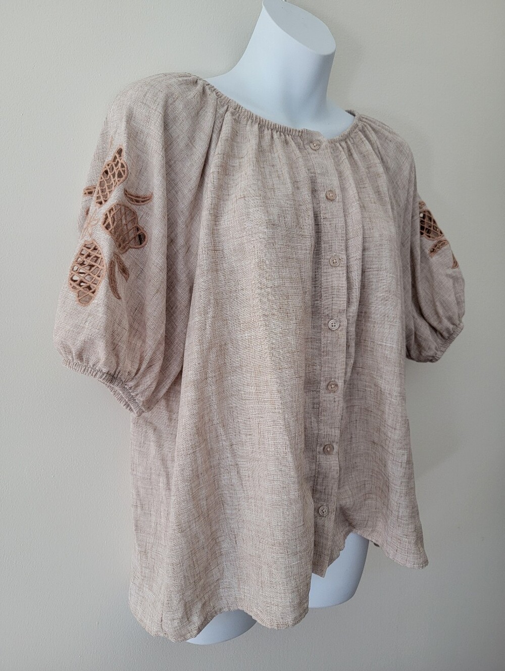 Vintage Threads Neutral Beige Button-Front Peasant Top with Cutwork Sleeves Med - Picture 1 of 5